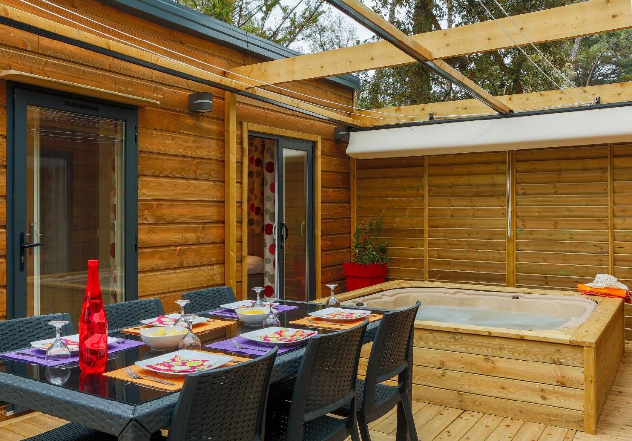 Camping Signol Boyardville Esterno foto